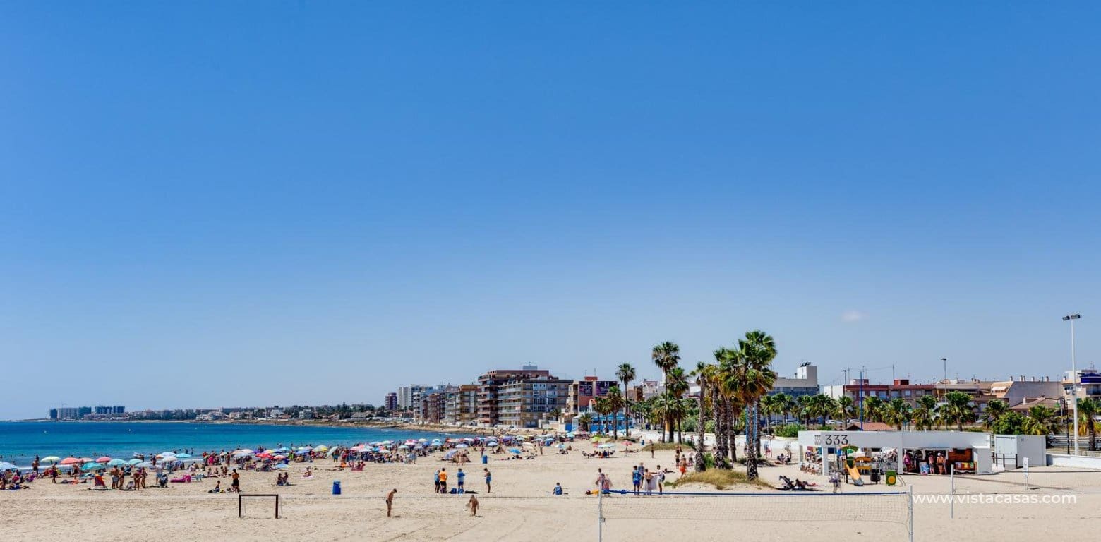 2 soveværelse Lejlighed til salg i Torrevieja - € 139.000 (Ref: 9849860)