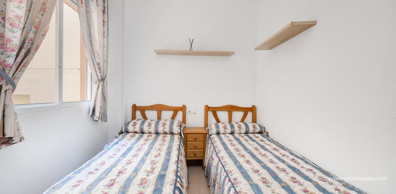 2 soveværelse Lejlighed til salg i Torrevieja - € 139.000 (Ref: 9849860)
