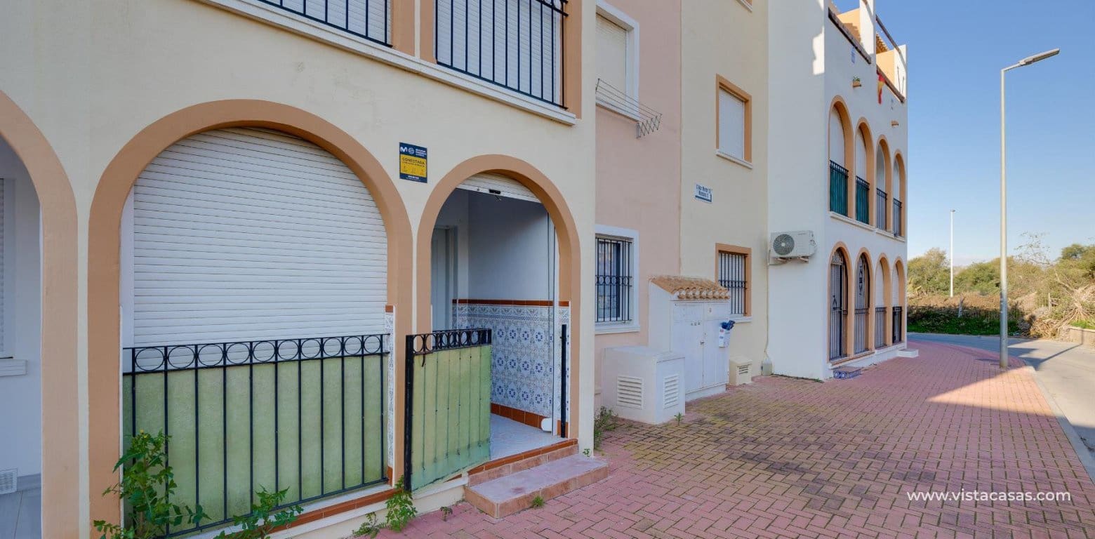 2 soveværelse Lejlighed til salg i Torrevieja - € 139.000 (Ref: 9849860)