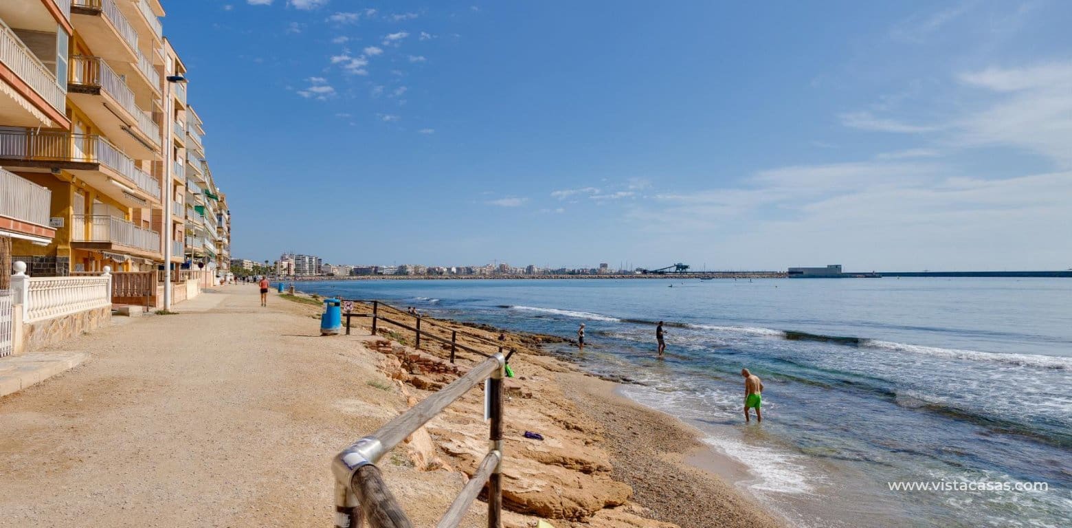 2 soveværelse Lejlighed til salg i Torrevieja - € 139.000 (Ref: 9849860)