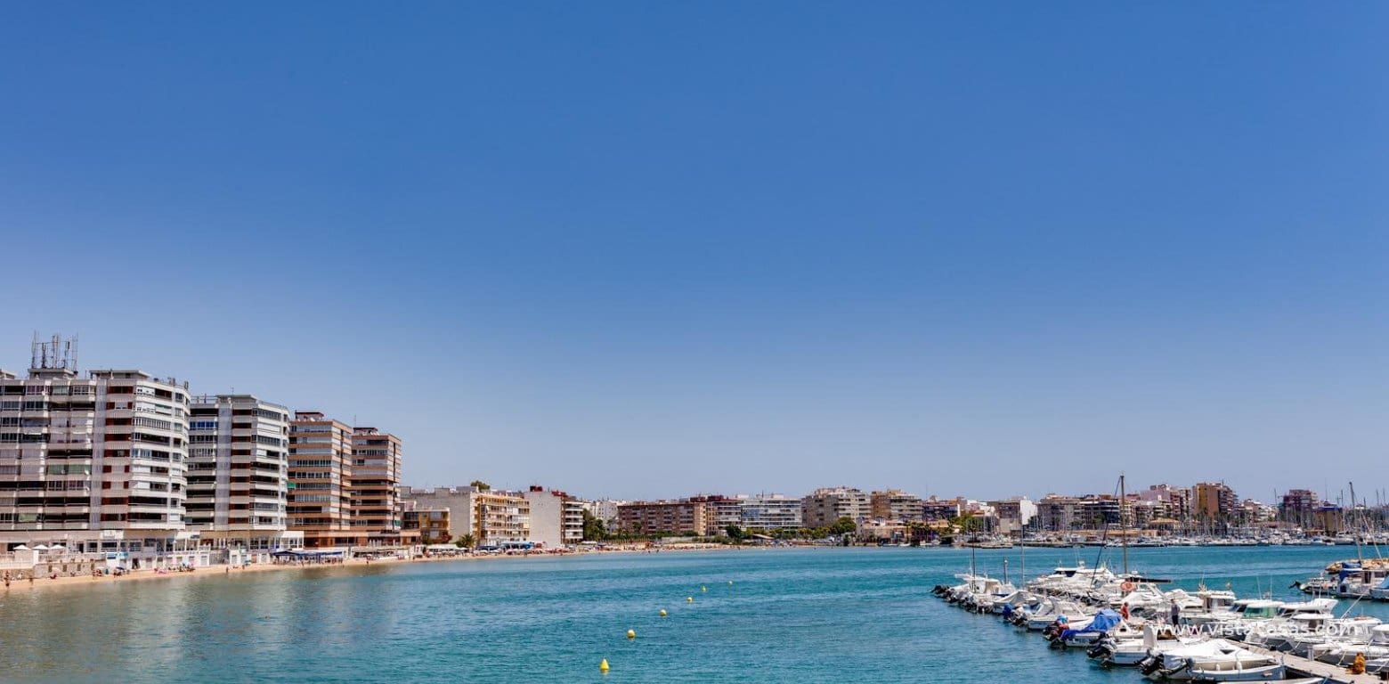 2 soveværelse Lejlighed til salg i Torrevieja - € 139.000 (Ref: 9849860)