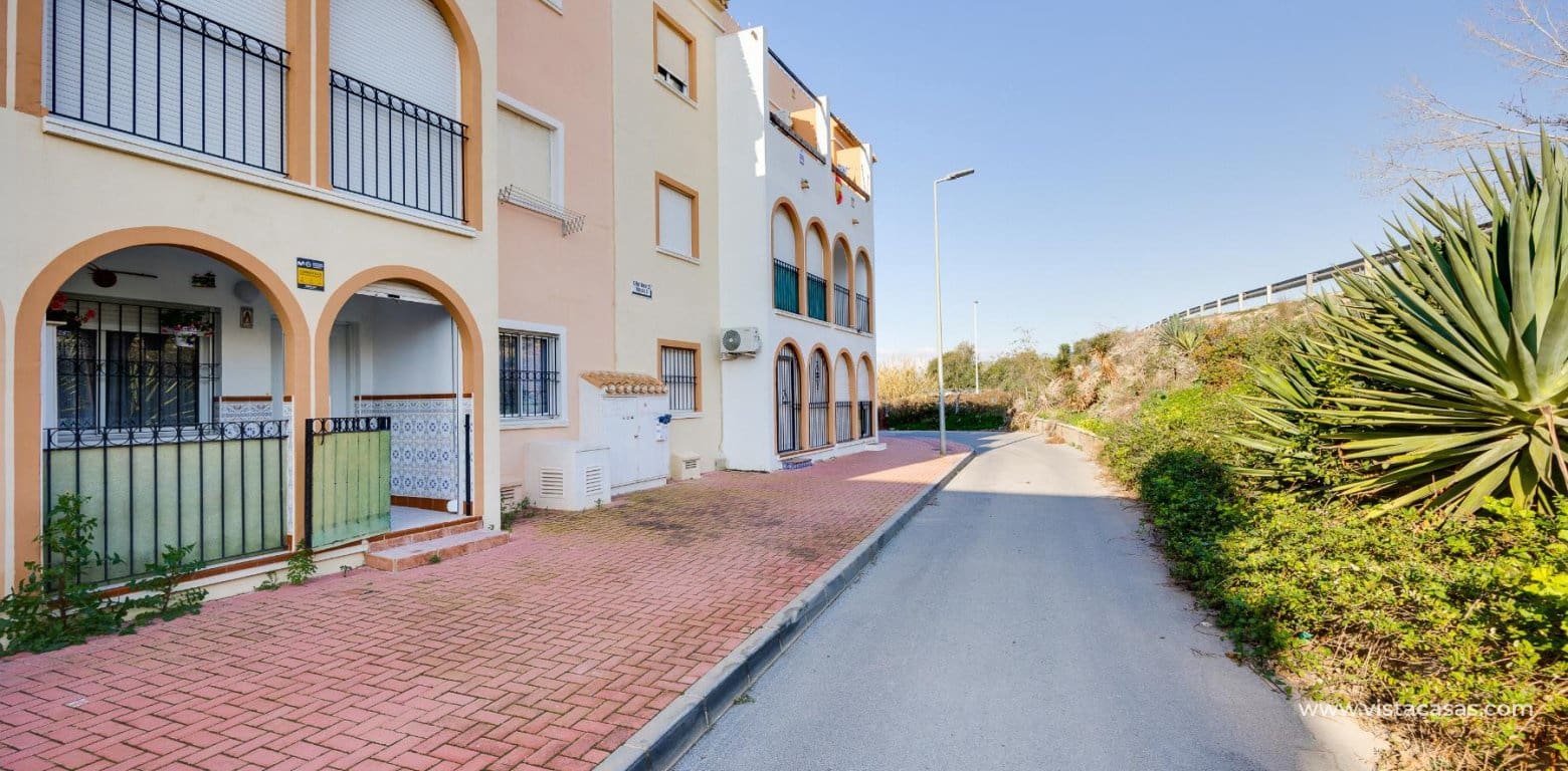 2 soveværelse Lejlighed til salg i Torrevieja - € 139.000 (Ref: 9849860)