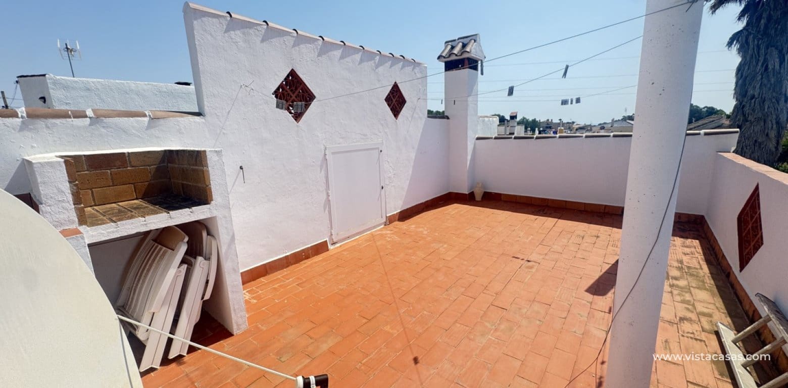 Chalet de 2 habitaciones en Villamartin en venta - 299.995 € (Ref: 9852109)