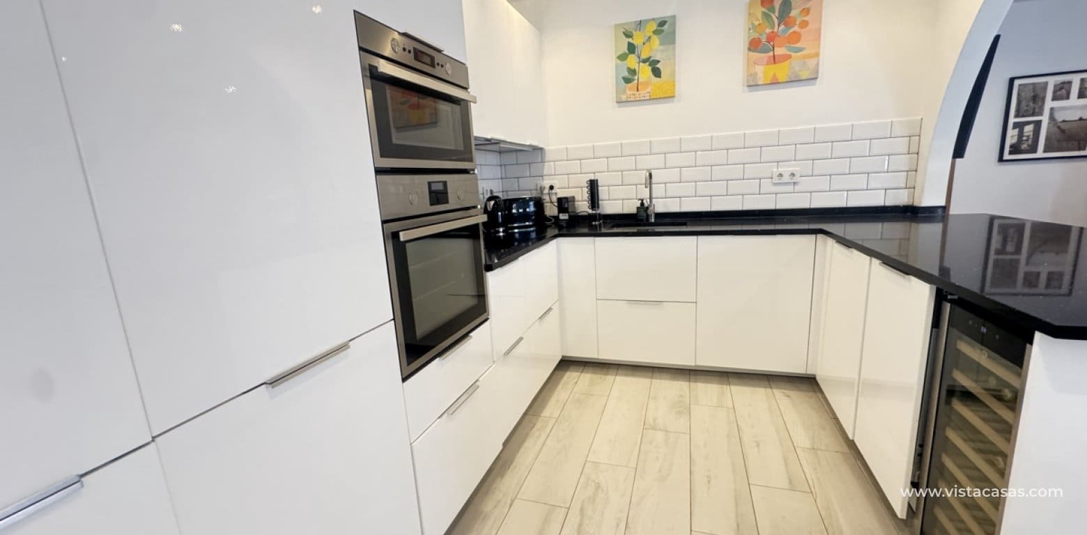 2 Zimmer Villa zu verkaufen in Villamartin - 249.000 € (Ref: 9852110)