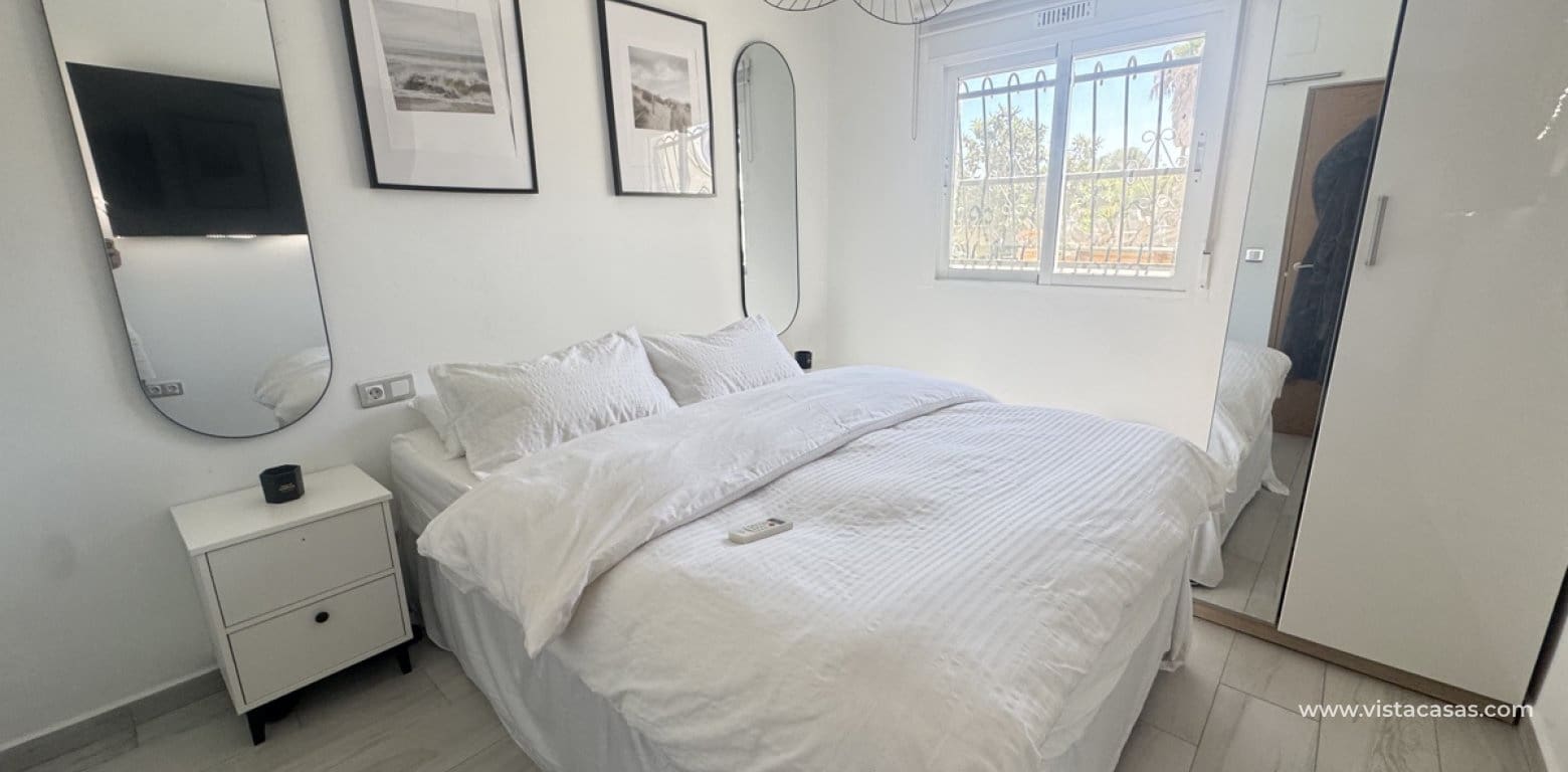 2 Zimmer Villa zu verkaufen in Villamartin - 249.000 € (Ref: 9852110)
