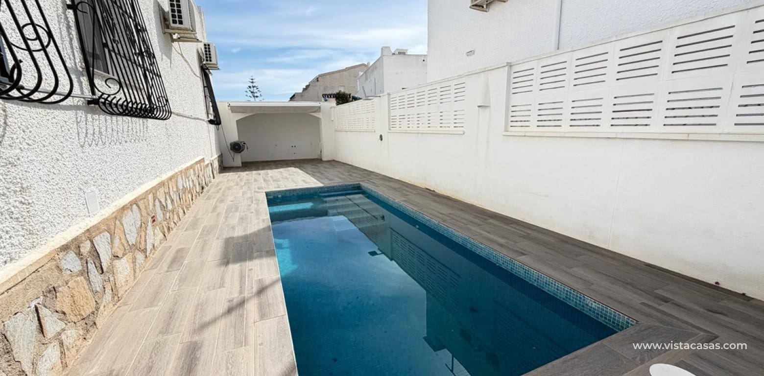 2 Zimmer Villa zu verkaufen in Villamartin - 249.000 € (Ref: 9852110)