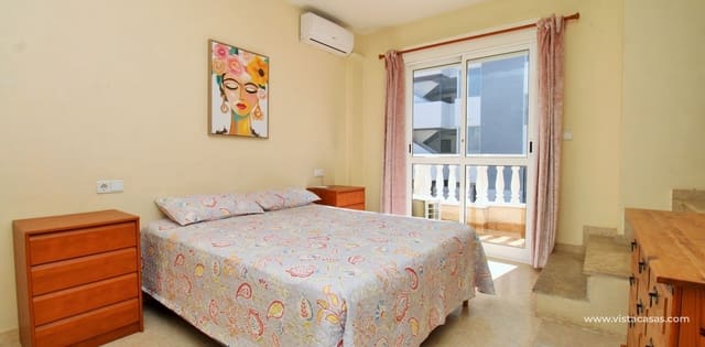 2 makuuhuone Omakotitalo myytävänä paikassa Villamartin, Orihuela mukana uima-altaan - 162 995 € (Ref: 9854419)