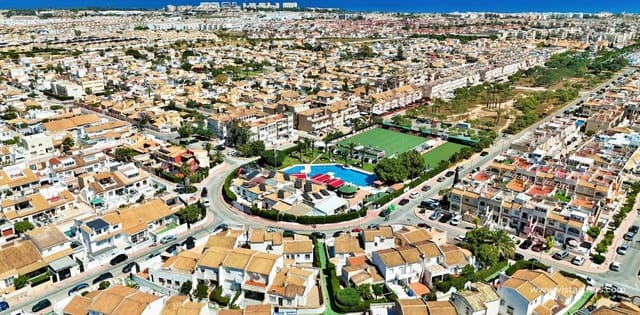 2 soveværelse Bungalow til salg i La Florida, Orihuela med swimmingpool - € 164.950 (Ref: 9858644)