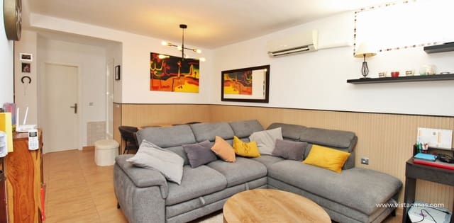 3 soveværelse Byhus til salg i Villamartin, Orihuela med swimmingpool - € 288.000 (Ref: 9860660)