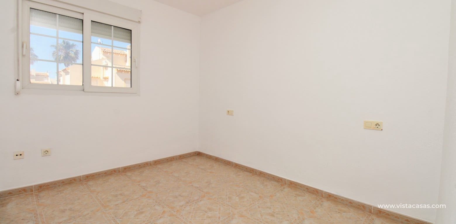 2 quarto Casa em Banda para venda em Playa Flamenca com piscina - 215 000 € (Ref: 9861102)