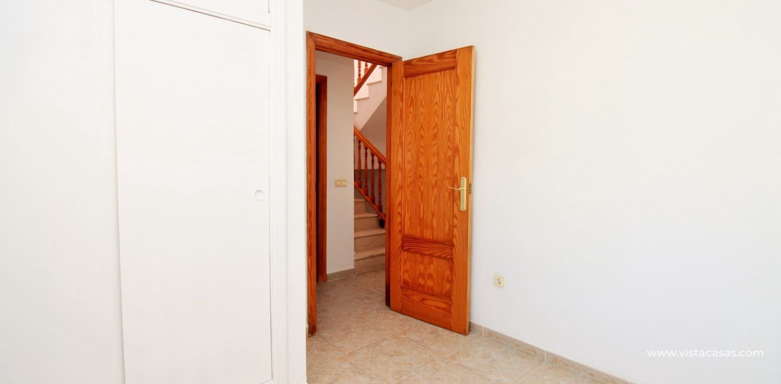 2 quarto Casa em Banda para venda em Playa Flamenca com piscina - 215 000 € (Ref: 9861102)