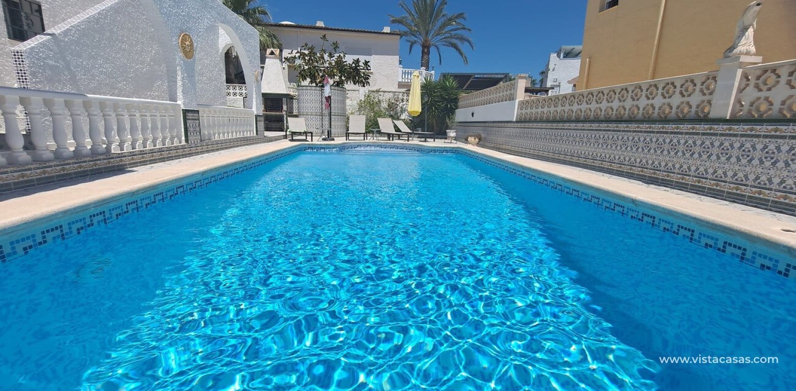3 bedroom Villa for sale in Villamartin - € 350,000 (Ref: 9862186)