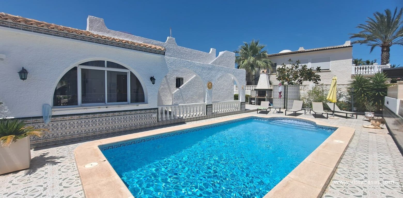 3 bedroom Villa for sale in Villamartin - € 350,000 (Ref: 9862186)