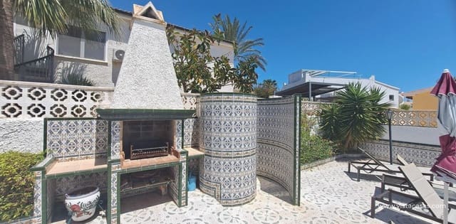 3 soverom Villa til salgs i Villamartin, Orihuela - € 350 000 (Ref: 9862186)