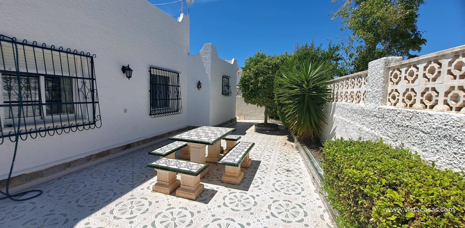 3 bedroom Villa for sale in Villamartin - € 350,000 (Ref: 9862186)