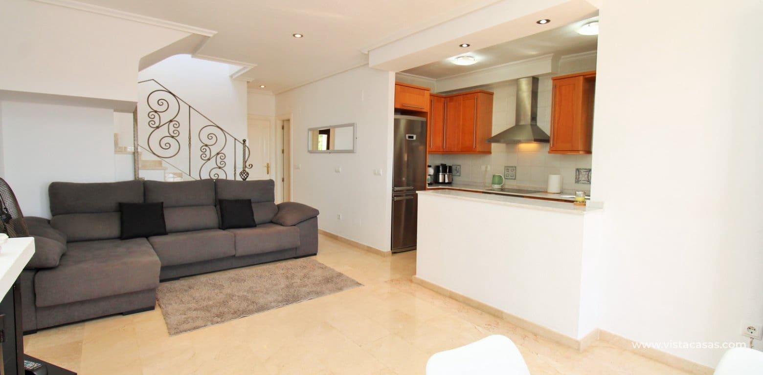 3 bedroom Townhouse for sale in Villamartin with pool - € 284,950 (Ref: 9865530)