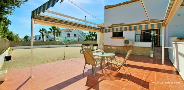 3 bedroom Townhouse for sale in Villamartin, Orihuela with pool - € 284,950 (Ref: 9865530)