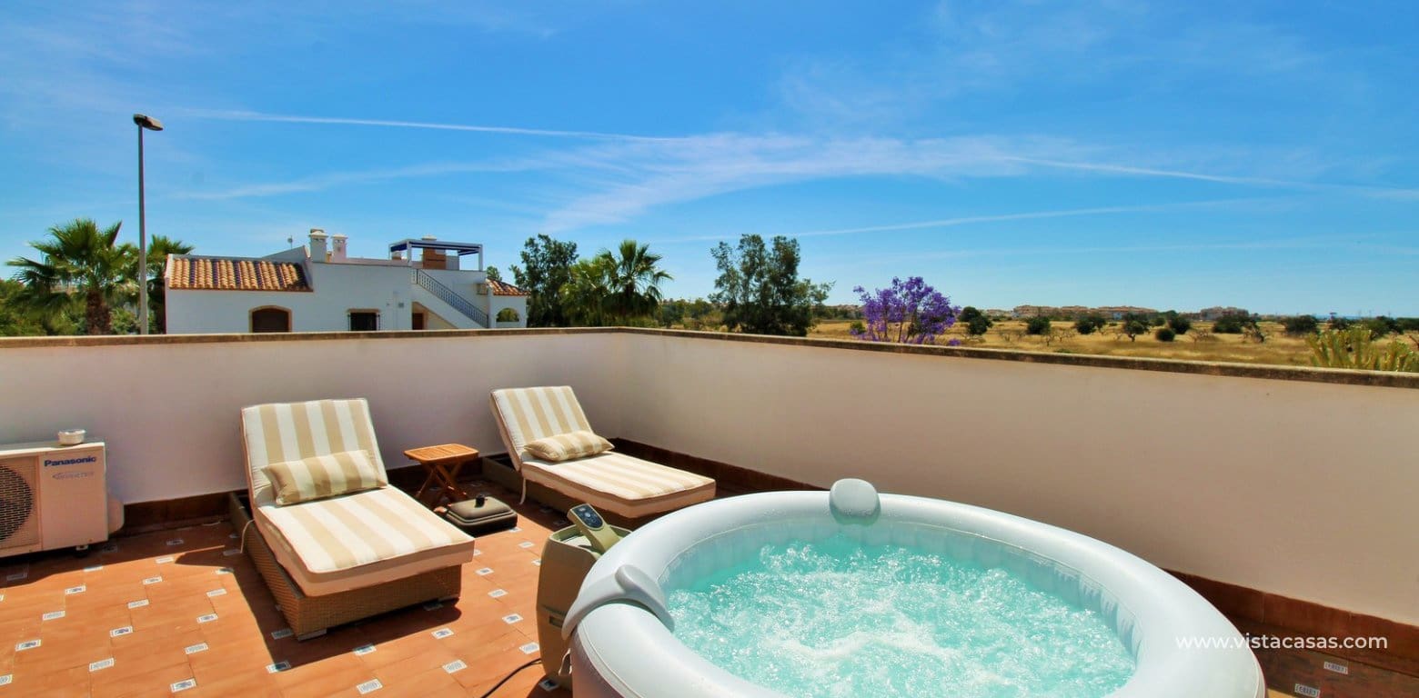3 bedroom Townhouse for sale in Villamartin with pool - € 284,950 (Ref: 9865530)