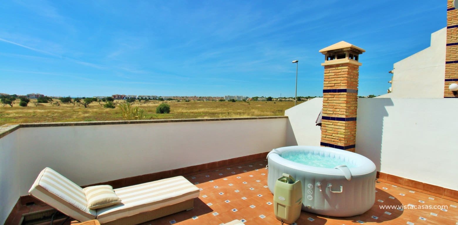 3 bedroom Townhouse for sale in Villamartin with pool - € 284,950 (Ref: 9865530)