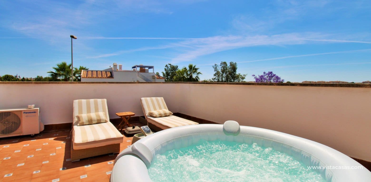 3 bedroom Townhouse for sale in Villamartin with pool - € 284,950 (Ref: 9865530)