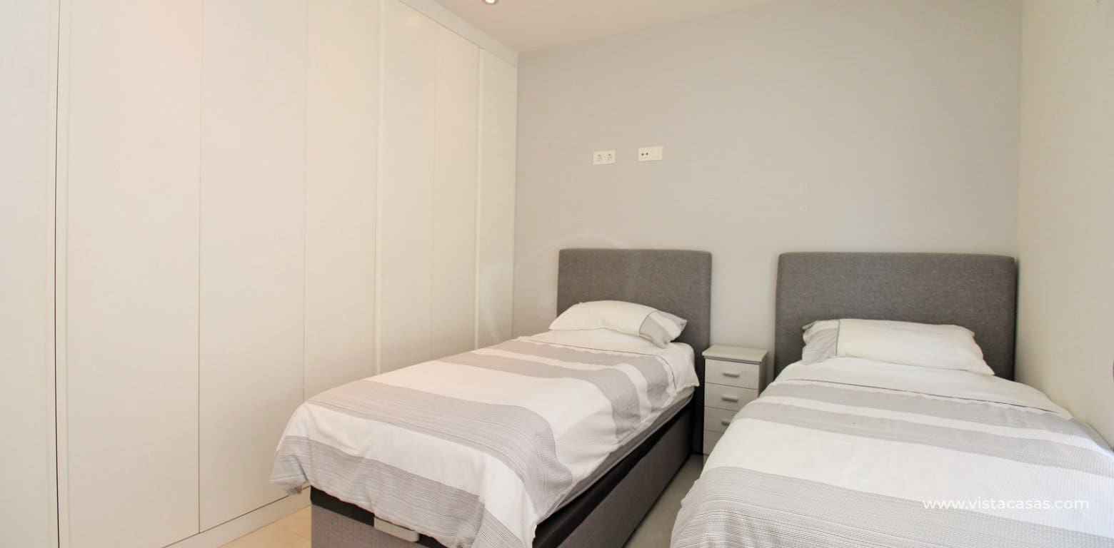 2 bedroom Apartment for sale in Villamartin with pool - € 249,999 (Ref: 9867686)