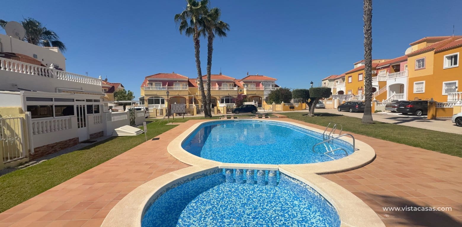2 quarto Casa em Banda para venda em Cabo Roig - 199 950 € (Ref: 9873851)