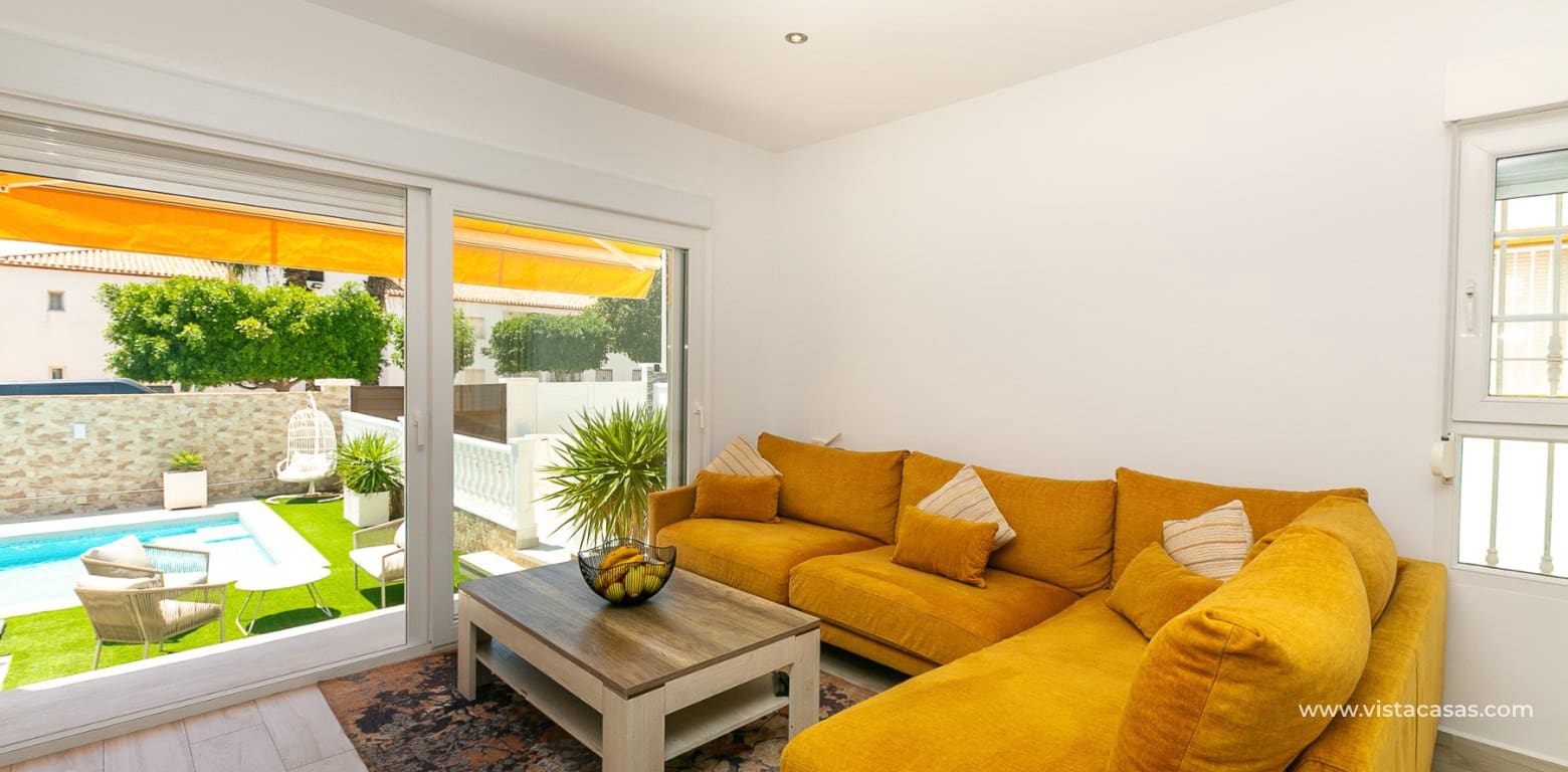3 Zimmer Villa zu verkaufen in Villamartin - 549.995 € (Ref: 9876869)