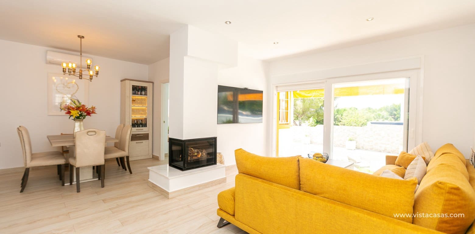3 Zimmer Villa zu verkaufen in Villamartin - 549.995 € (Ref: 9876869)