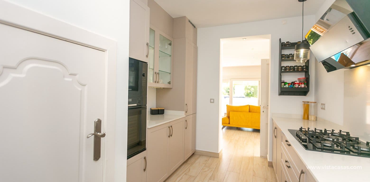3 Zimmer Villa zu verkaufen in Villamartin - 549.995 € (Ref: 9876869)
