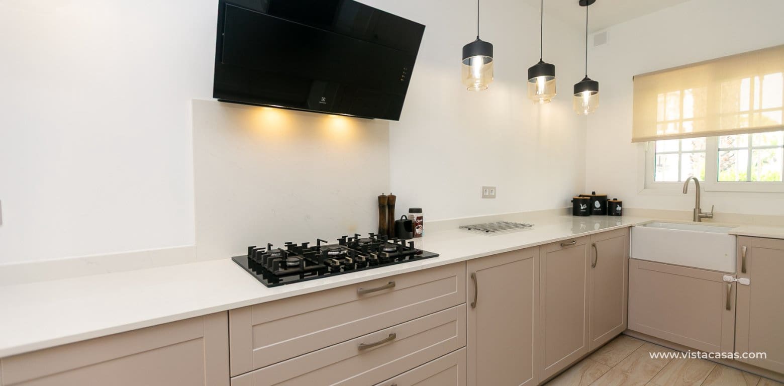 3 Zimmer Villa zu verkaufen in Villamartin - 549.995 € (Ref: 9876869)