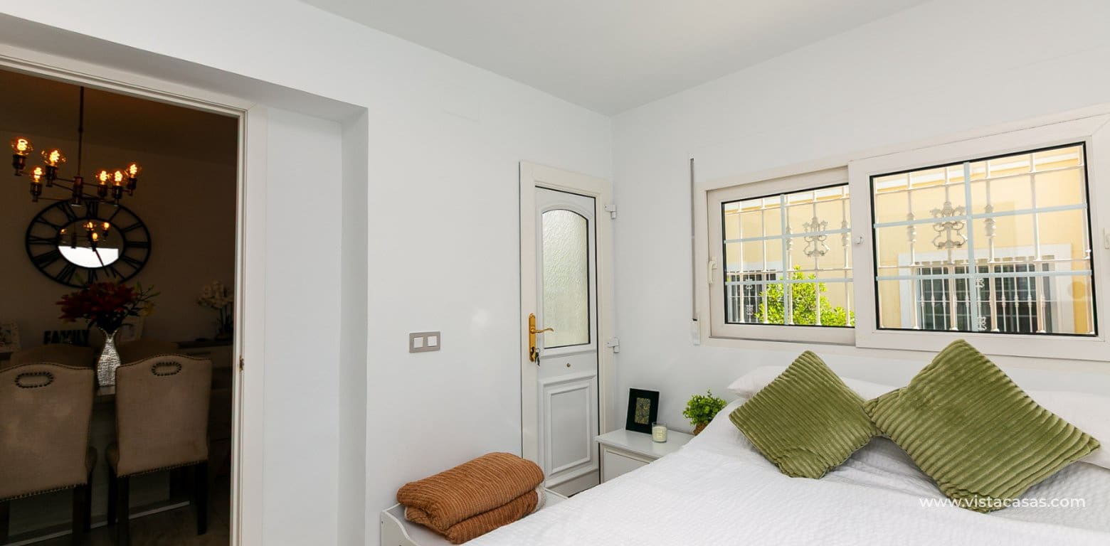3 Zimmer Villa zu verkaufen in Villamartin - 549.995 € (Ref: 9876869)