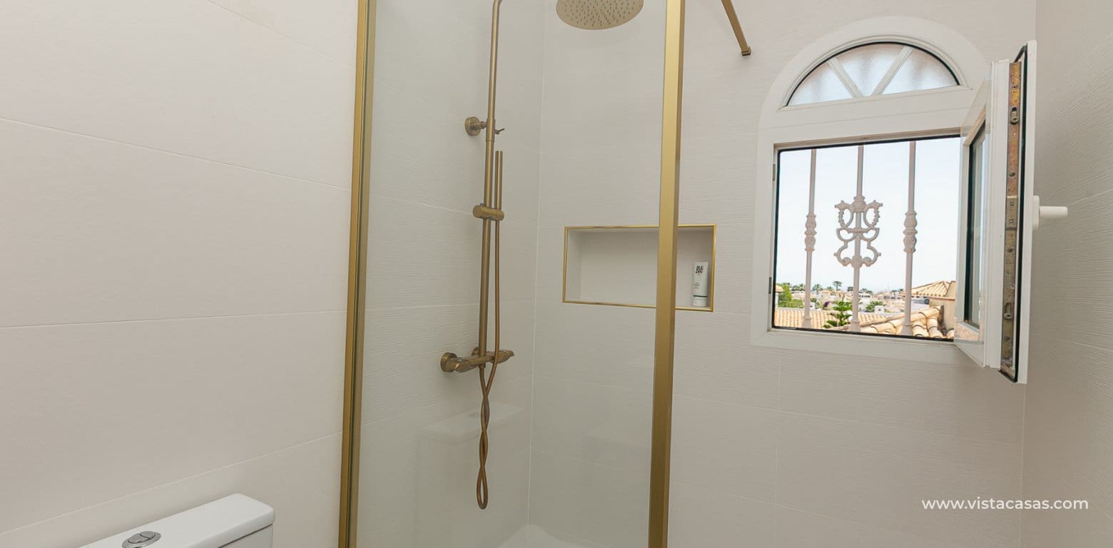 3 Zimmer Villa zu verkaufen in Villamartin - 549.995 € (Ref: 9876869)