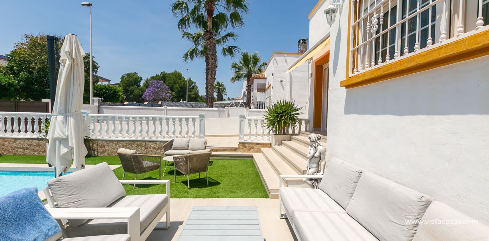 3 Zimmer Villa zu verkaufen in Villamartin - 549.995 € (Ref: 9876869)