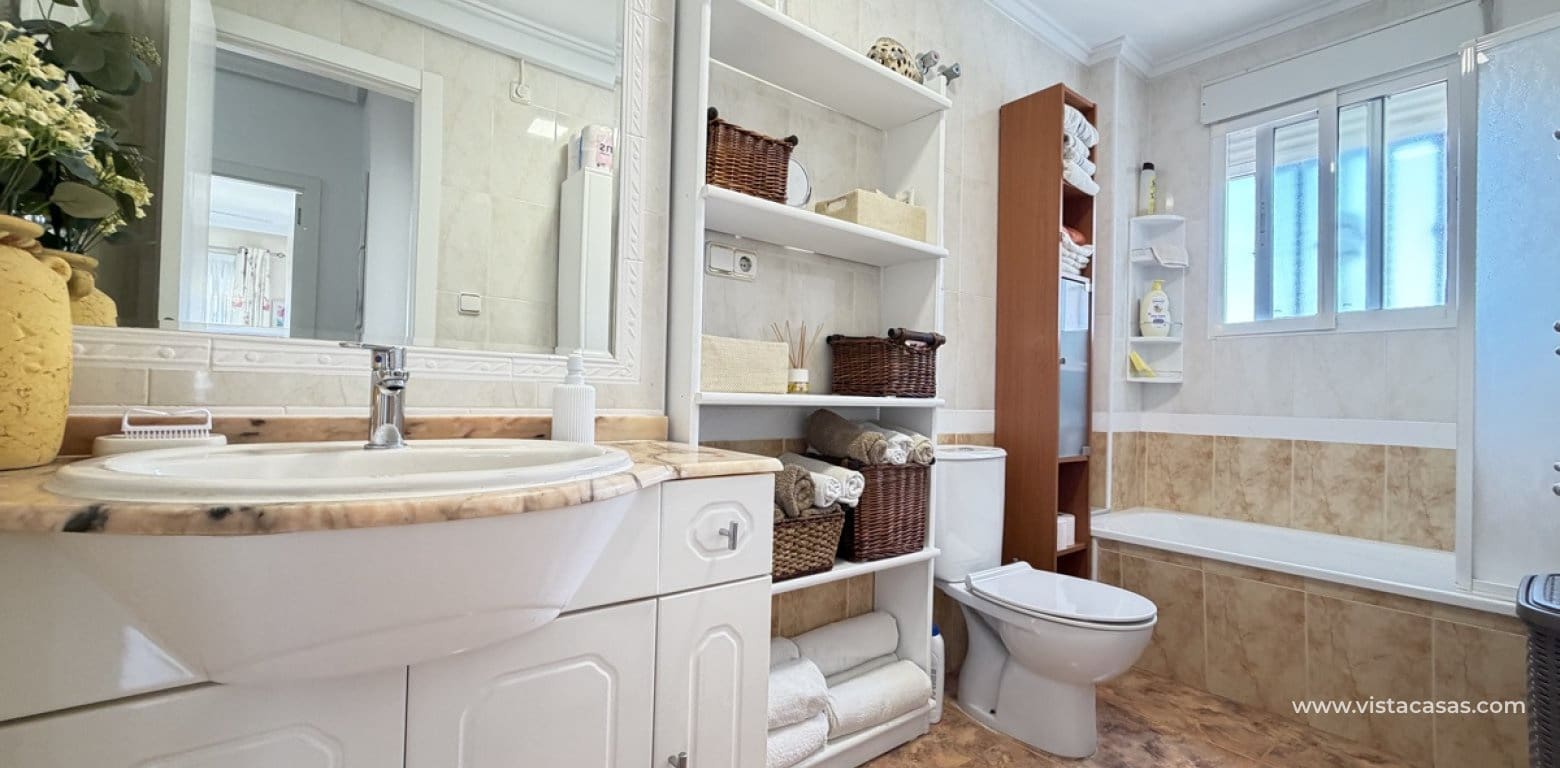 2 slaapkamer Huis te koop in La Zenia - € 269.000 (Ref: 9879520)