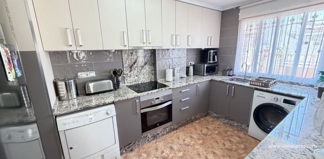 2 slaapkamer Huis te koop in La Zenia, Orihuela - € 269.000 (Ref: 9879520)