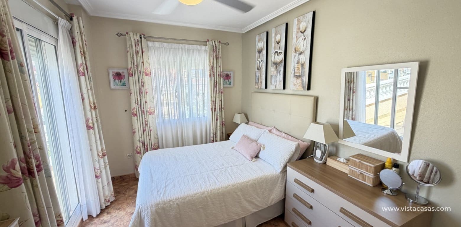 2 slaapkamer Huis te koop in La Zenia - € 269.000 (Ref: 9879520)