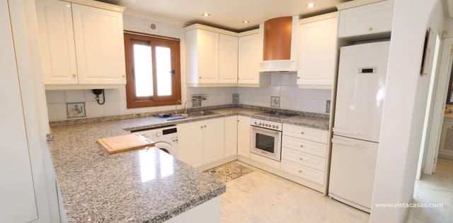2 chambre Appartement à vendre à Villamartin, Orihuela - 195 000 € (Ref: 9888600)