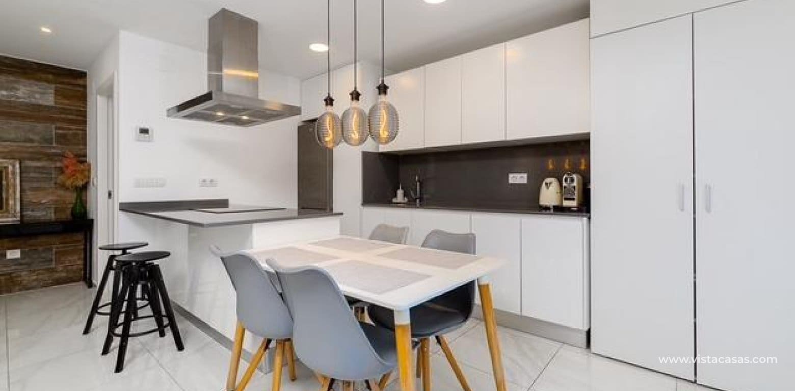 3 sypialnia Dom na sprzedaż w Villamartin - 325 000 € (Ref: 9888602)
