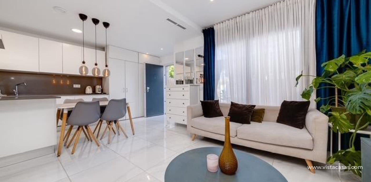 3 sypialnia Dom na sprzedaż w Villamartin - 325 000 € (Ref: 9888602)