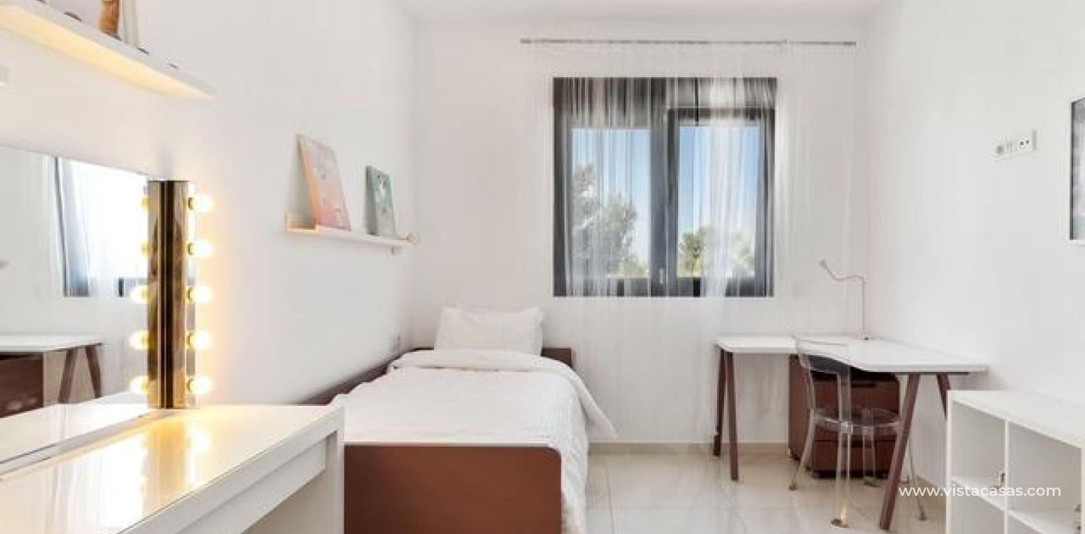 3 sypialnia Dom na sprzedaż w Villamartin - 325 000 € (Ref: 9888602)
