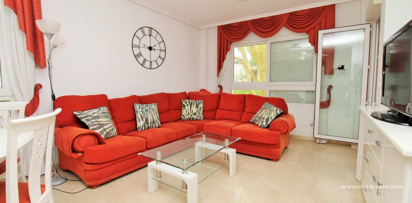 Apartamento de 2 habitaciones en Villamartin en venta con piscina - 169.900 € (Ref: 9890953)