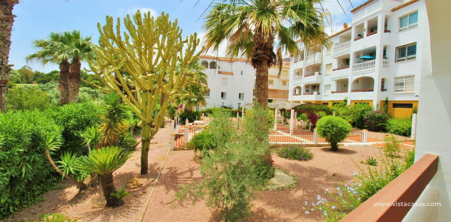Apartamento de 2 habitaciones en Villamartin en venta con piscina - 169.900 € (Ref: 9890953)