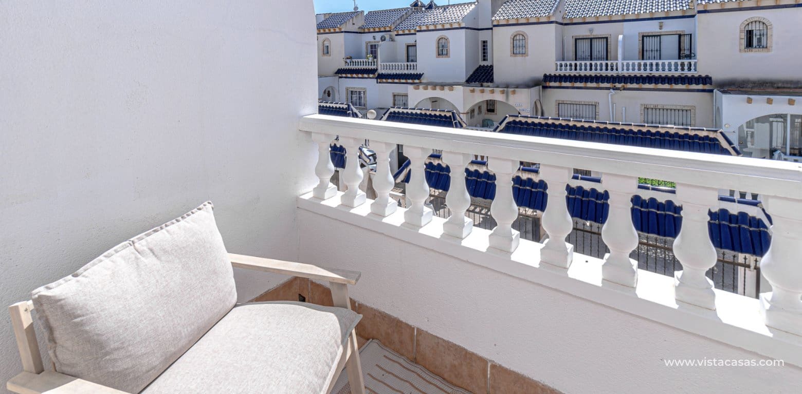 Casa de 3 habitaciones en Playa Flamenca en venta - 245.000 € (Ref: 9892685)