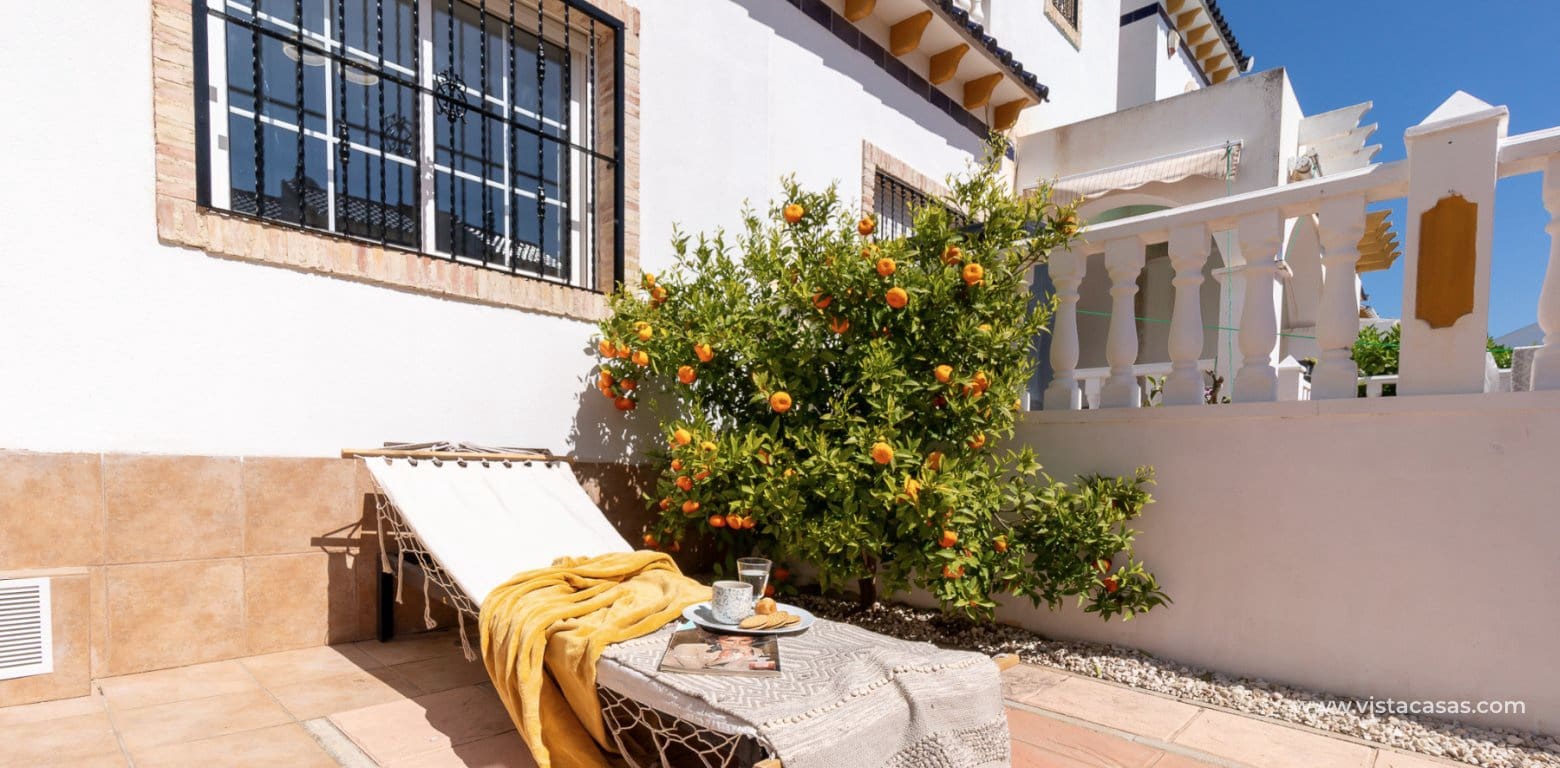 Casa de 3 habitaciones en Playa Flamenca en venta - 245.000 € (Ref: 9892685)