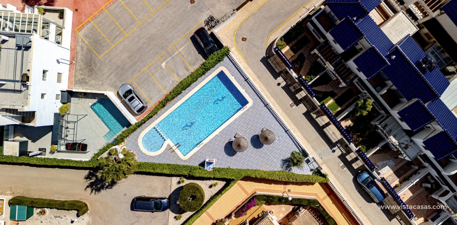 Casa de 3 habitaciones en Playa Flamenca en venta - 245.000 € (Ref: 9892685)