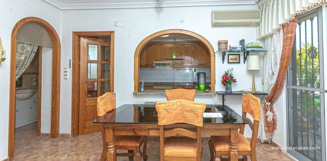 2 bedroom Villa for sale in La Zenia, Orihuela - € 295,000 (Ref: 9892686)