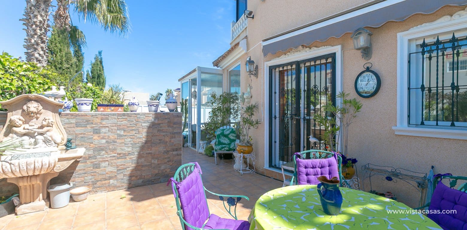 2 bedroom Villa for sale in La Zenia - € 289,000 (Ref: 9892686)