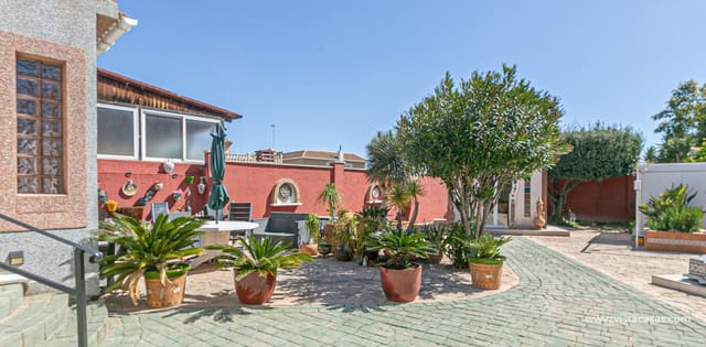 4 quarto Moradia para venda em Los Balcones - 329 950 € (Ref: 9892687)