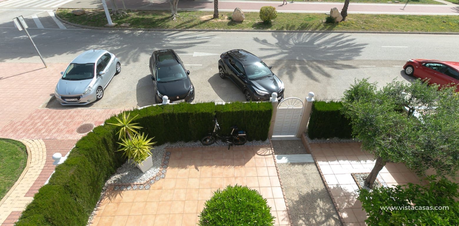 Casa de 2 habitaciones en Playa Flamenca en venta - 270.000 € (Ref: 9892688)