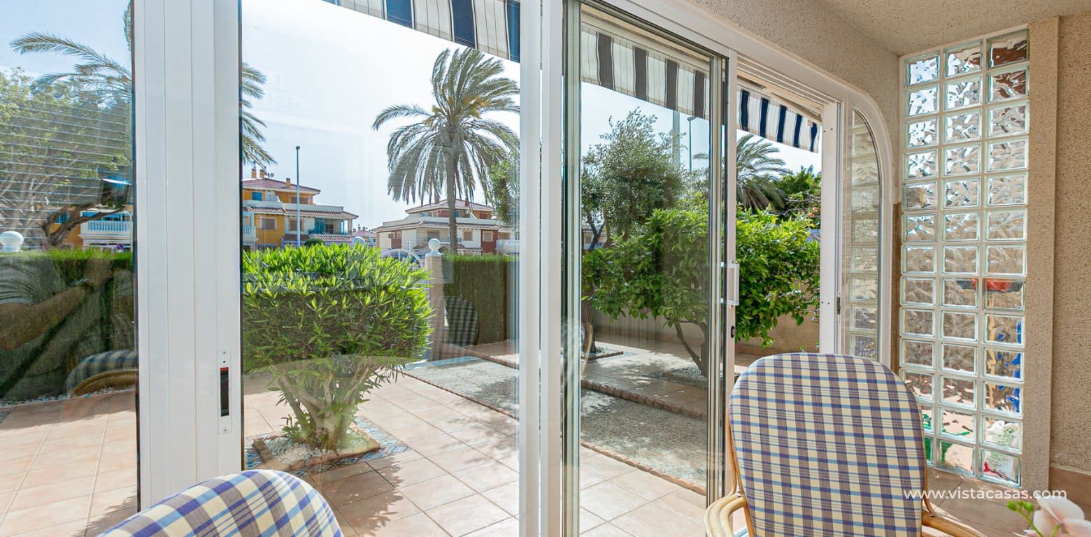 Casa de 2 habitaciones en Playa Flamenca en venta - 270.000 € (Ref: 9892688)